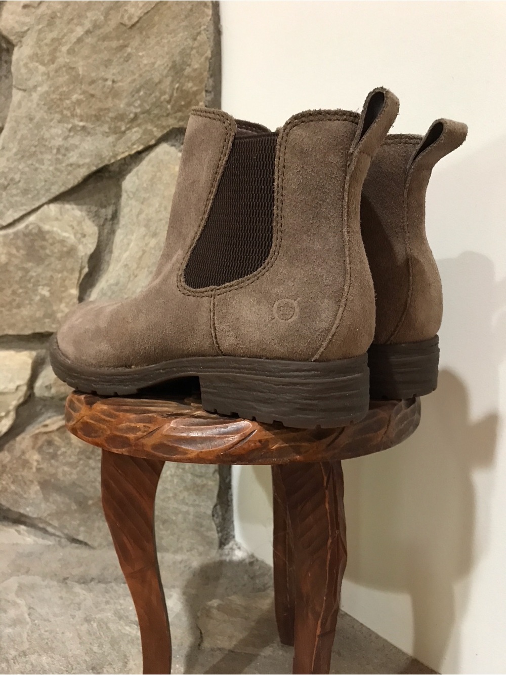 Born Cove Waterproof Chelsea Boots (7M) - Picture 8 of 13